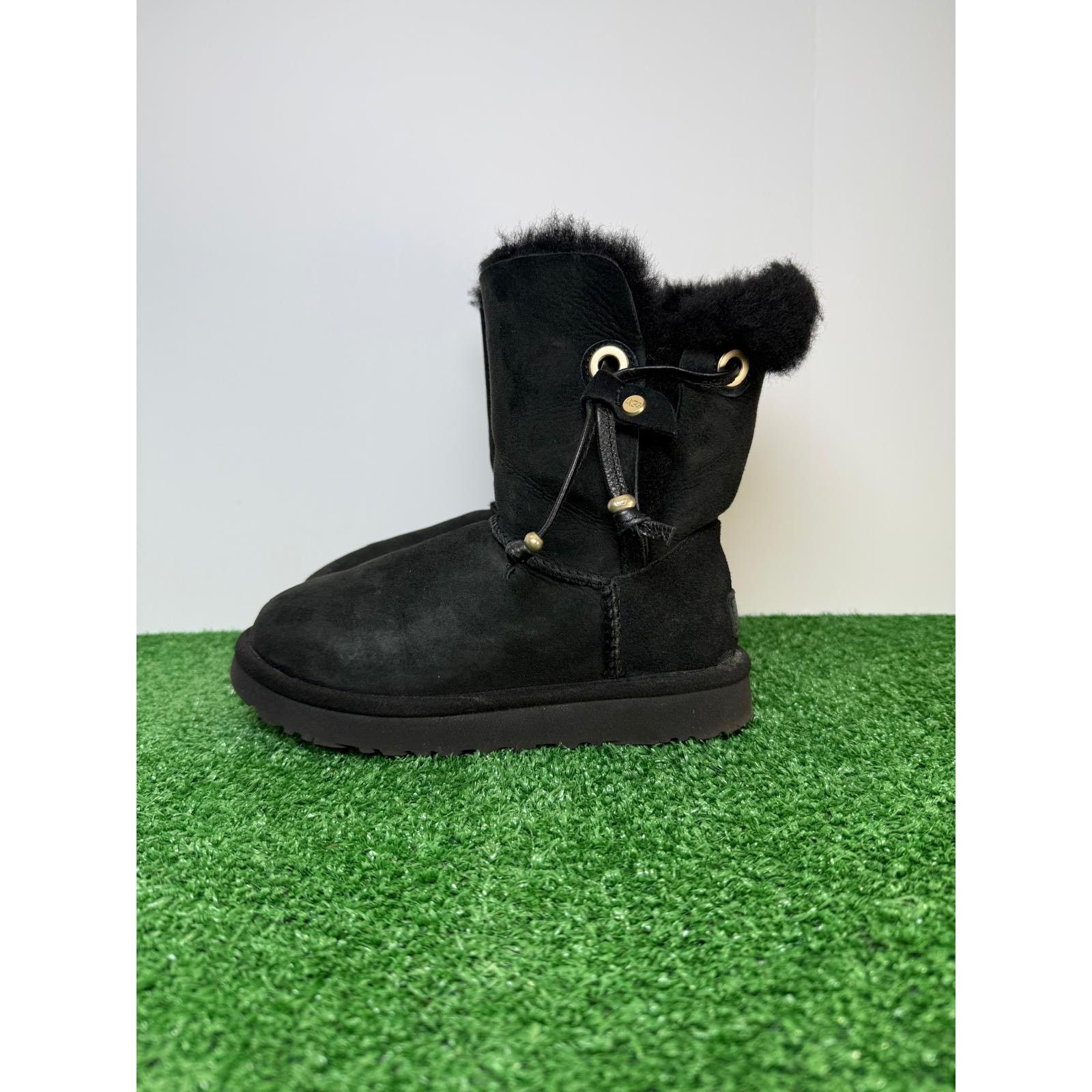 WMNS Ugg Maia Boots Black SZ 5