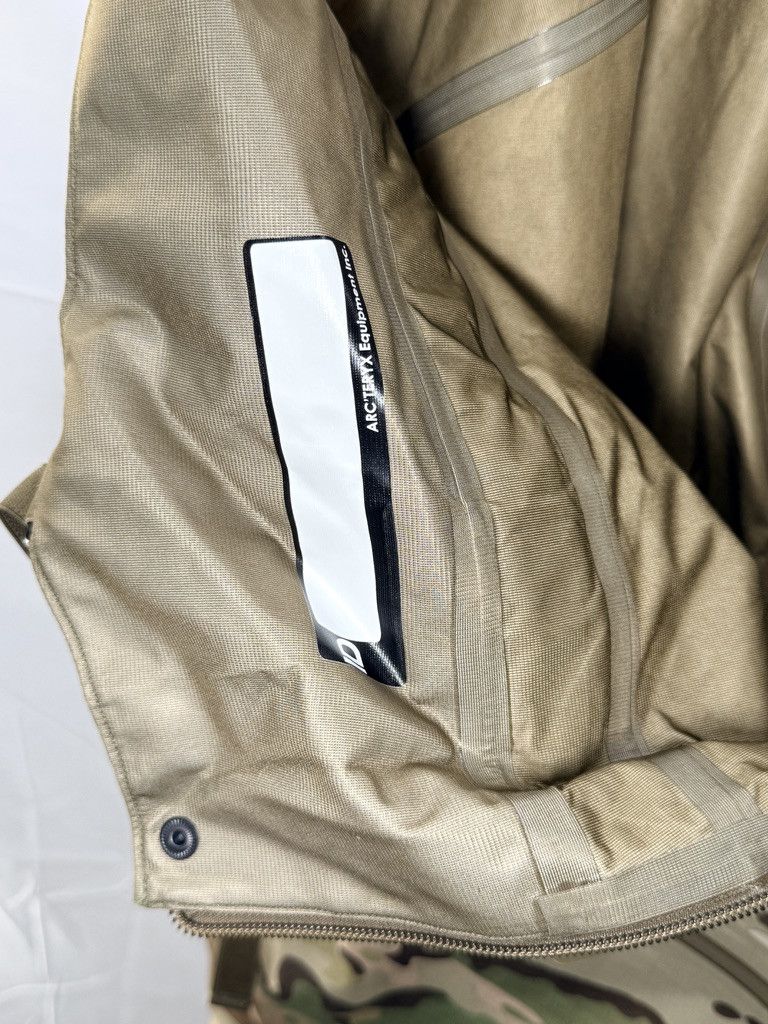 Arc'teryx ARCTERYX LEAF Alpha Gen 2 Multicam Gore Tex Pro Bib Pant Size US 39 - 12 Thumbnail