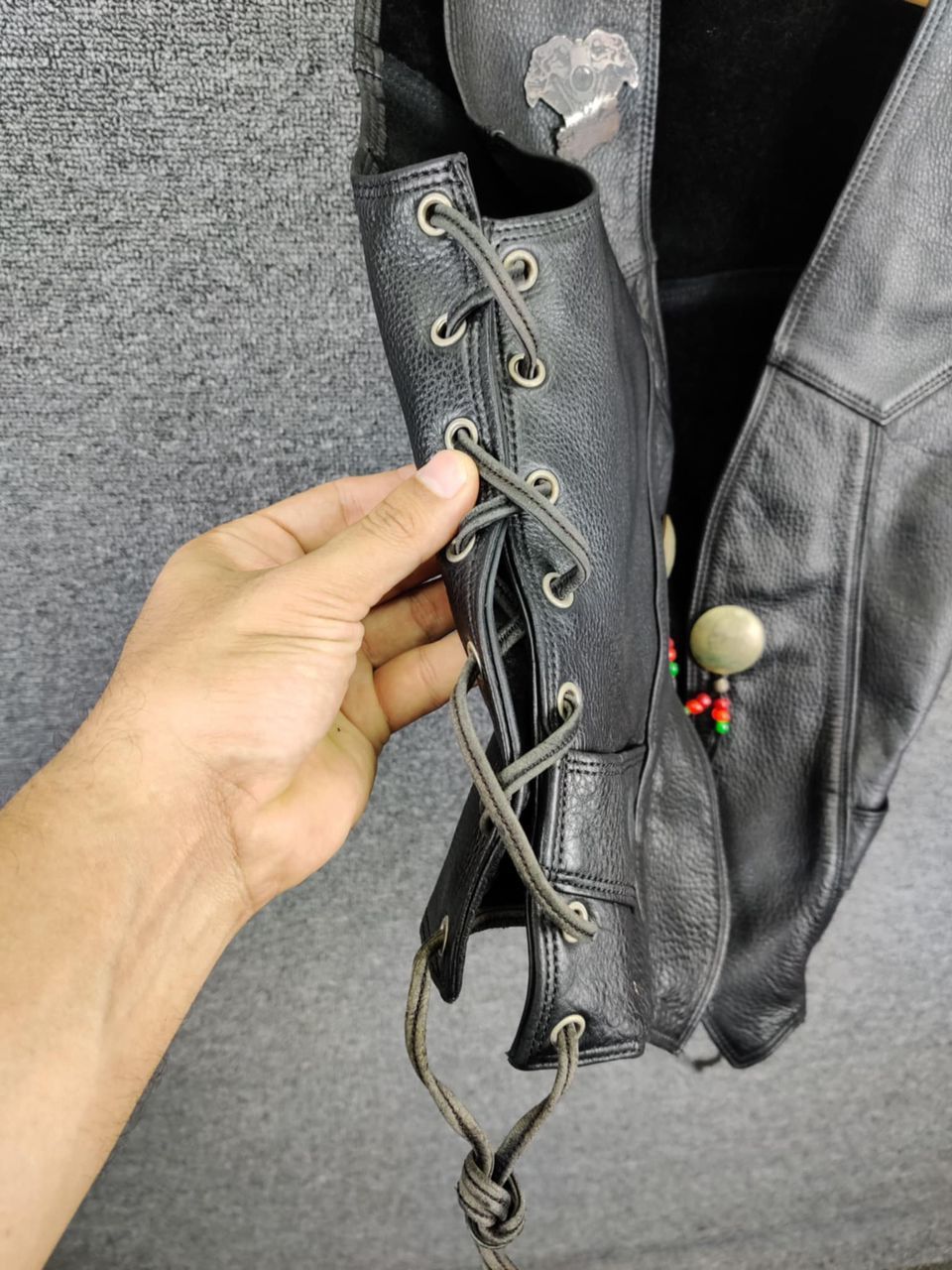 Genuine Leather Vintage Motorcycle Laced Black Leather Vest Size US M / EU 48-50 / 2 - 6 Thumbnail