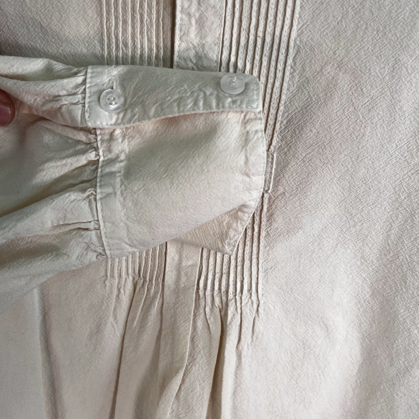 Vintage Skully Western Peruvian Cotton 1/4 Button-Up Band Shirt Mens XL Ivory Shirt Mens XL Ivory Western Band Collar Button-Up Casual Modern Size US XL / EU 56 / 4 - 5 Thumbnail