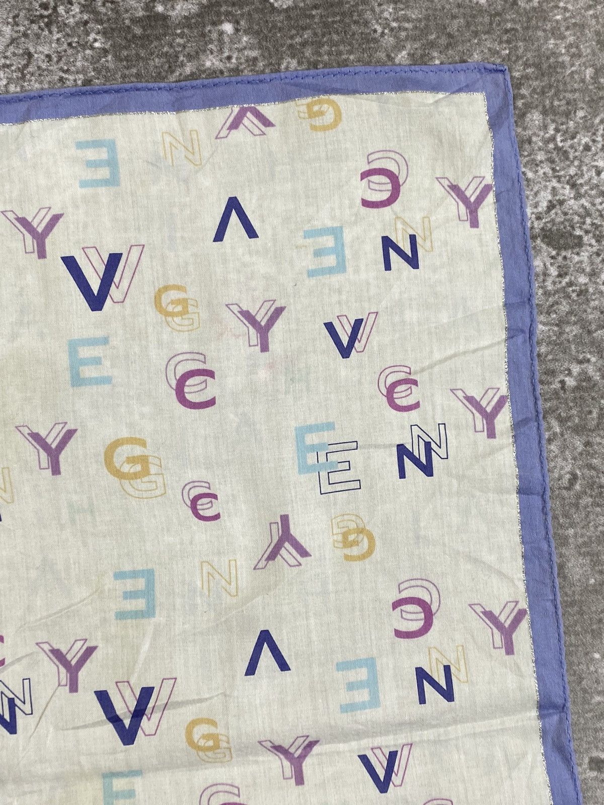 Givenchy Givenchy Handkerchief / Bandana / Neckerchief Size ONE SIZE - 6 Thumbnail