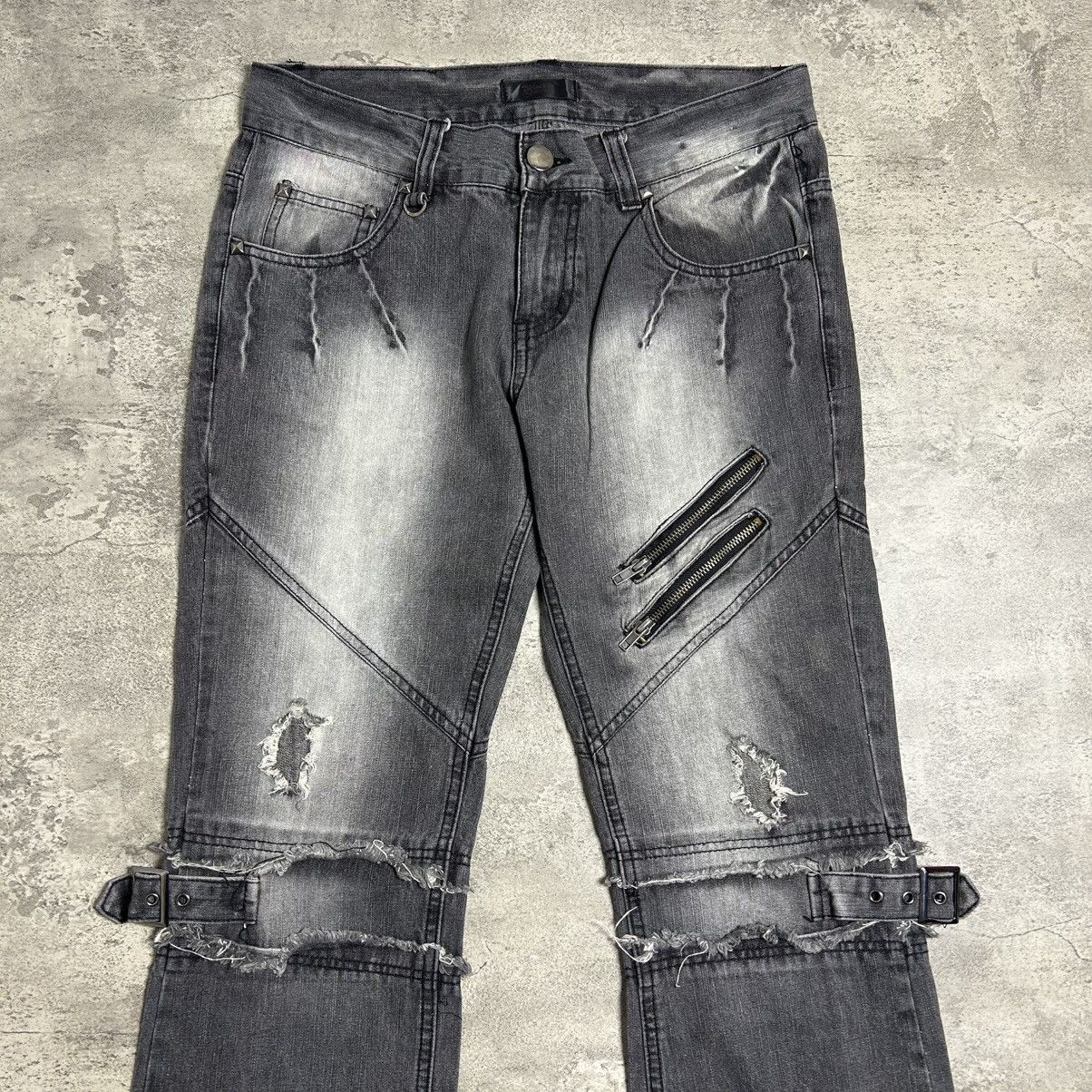 BUFFALO BOBS Black Baccara Multizipper Distressed Bondage Flare Jeans Size US 30 / EU 46 - 10 Thumbnail