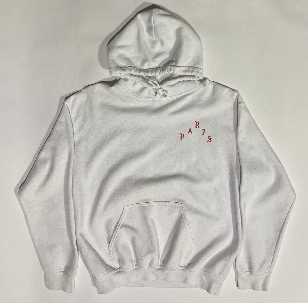Band Tees Life of Pablo Paris Hoodie 2016 - Gilden tag (sz Med) Size US M / EU 48-50 / 2 - 3 Thumbnail