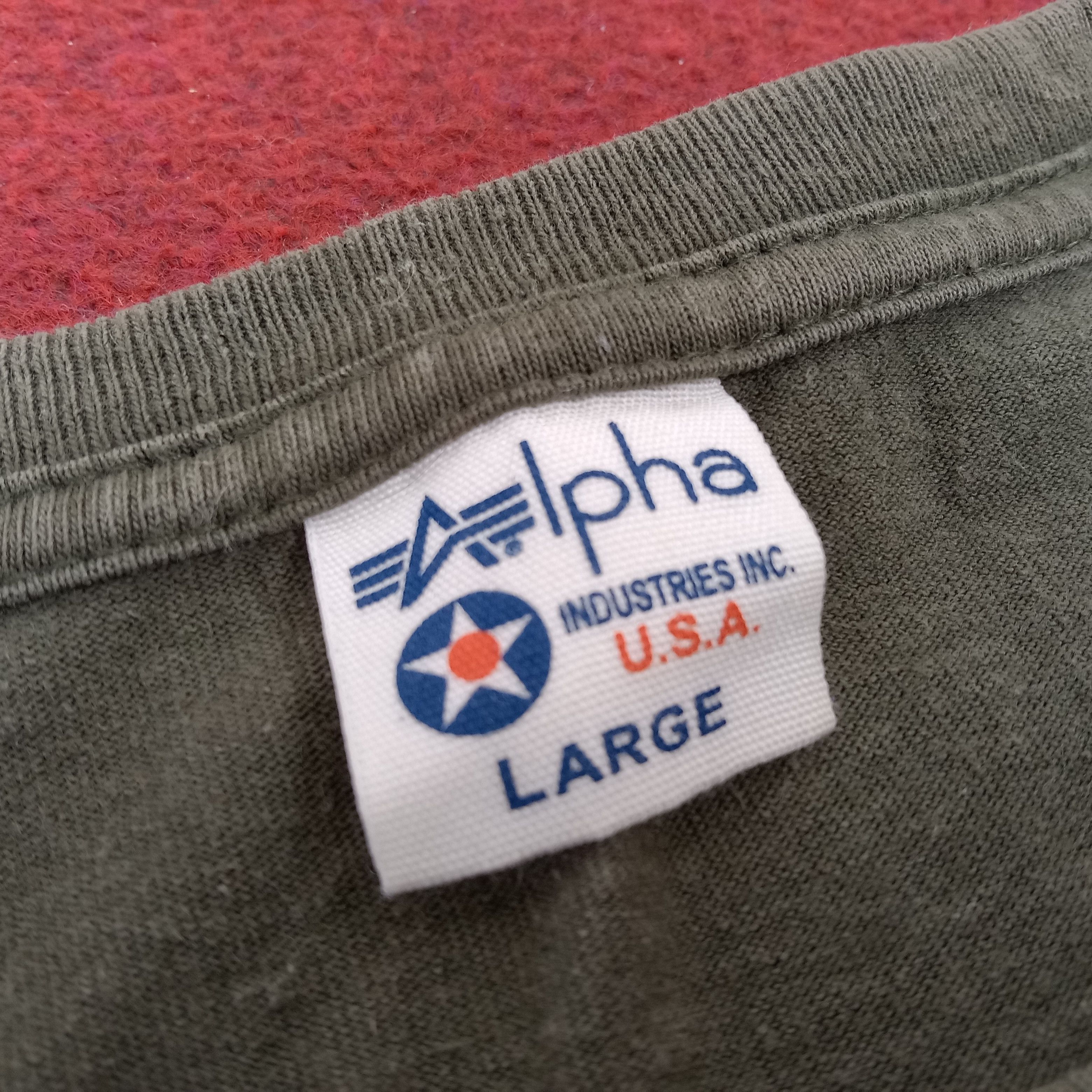 Alpha Industries × Vintage Alpha Industries Center Logo Design Tshirt Size US L / EU 52-54 / 3 - 6 Thumbnail