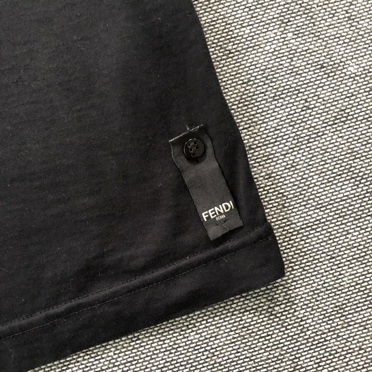 Fendi FENDI Fantastic Monster Logo Appliqued T-Shirt Size US S / EU 44-46 / 1 - 5 Thumbnail