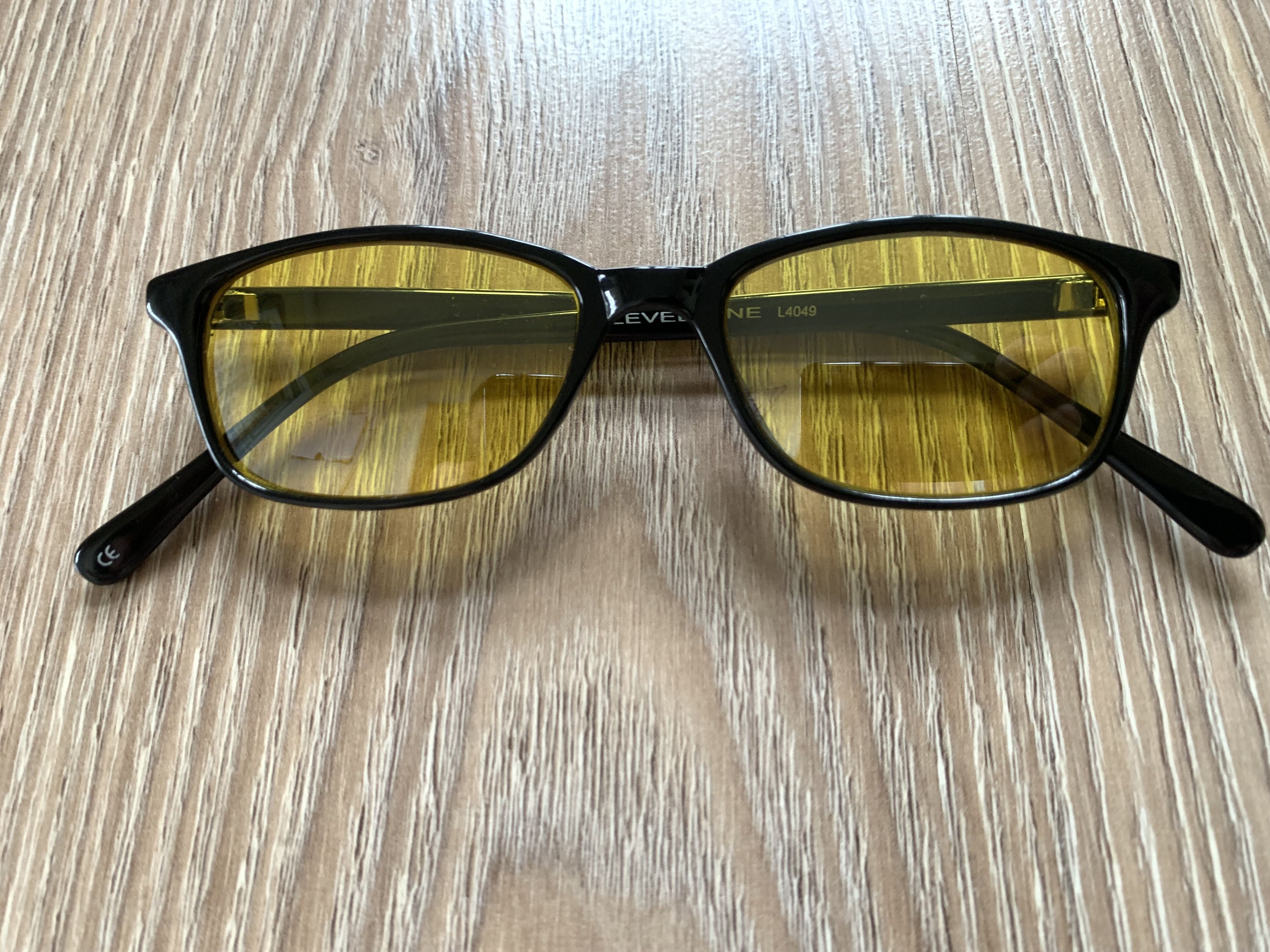 Designer Black Classic Level One Sunglasses L4049 Size ONE SIZE - 2 Thumbnail