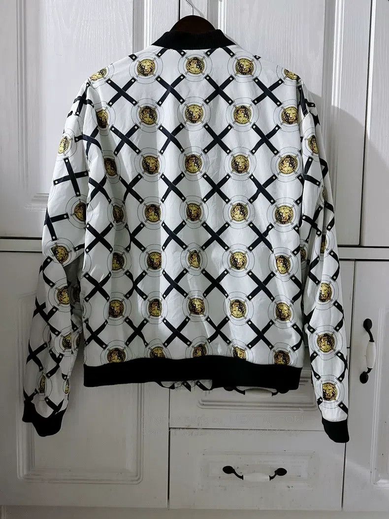 Versace Versace White flight jacket thick cotton jacket top Size US XL / EU 56 / 4 - 2 Thumbnail