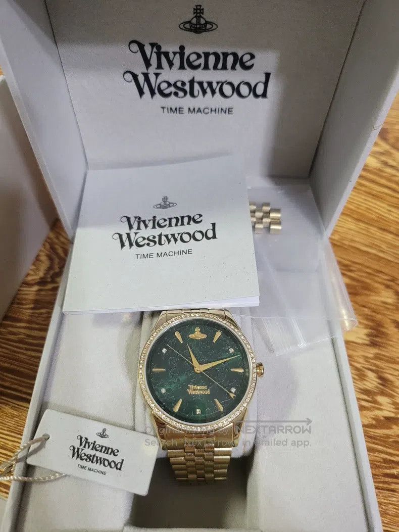Vivienne Westwood Vivienne Westwood 38mm Submariner Damascus Pattern Engrave Size ONE SIZE - 4 Thumbnail