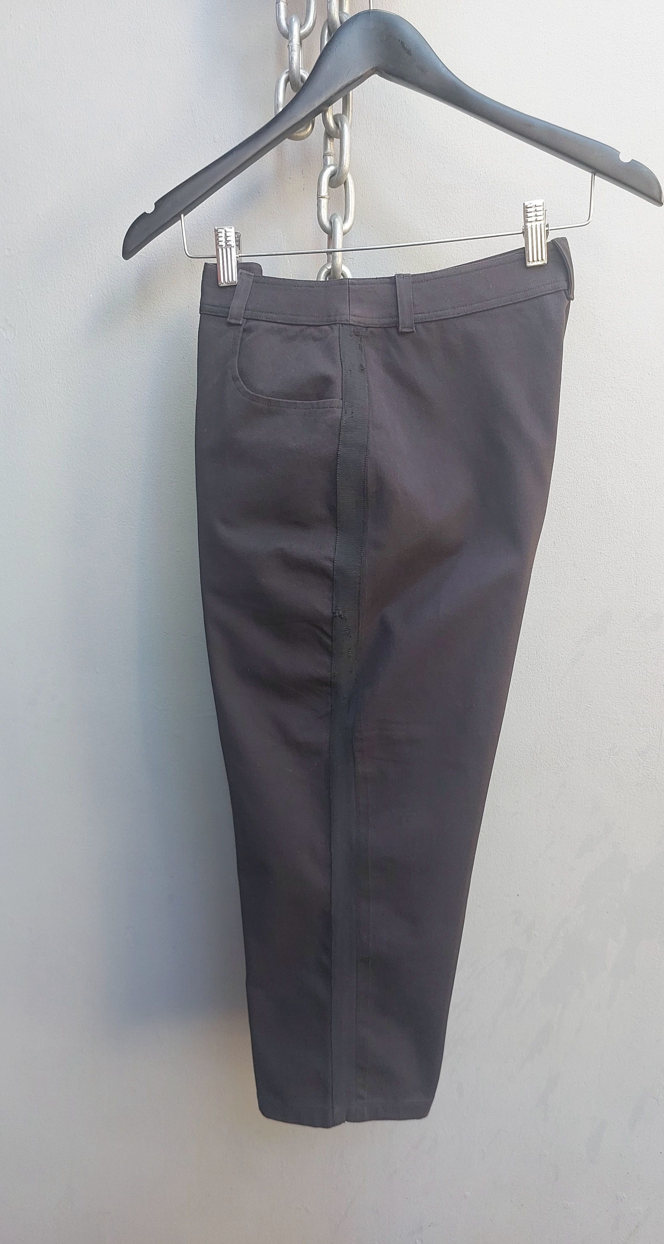 Chanel Chanel Black Cotton Cropped Pants with Side Tape Size 28" / US 6 / IT 42 - 4 Thumbnail