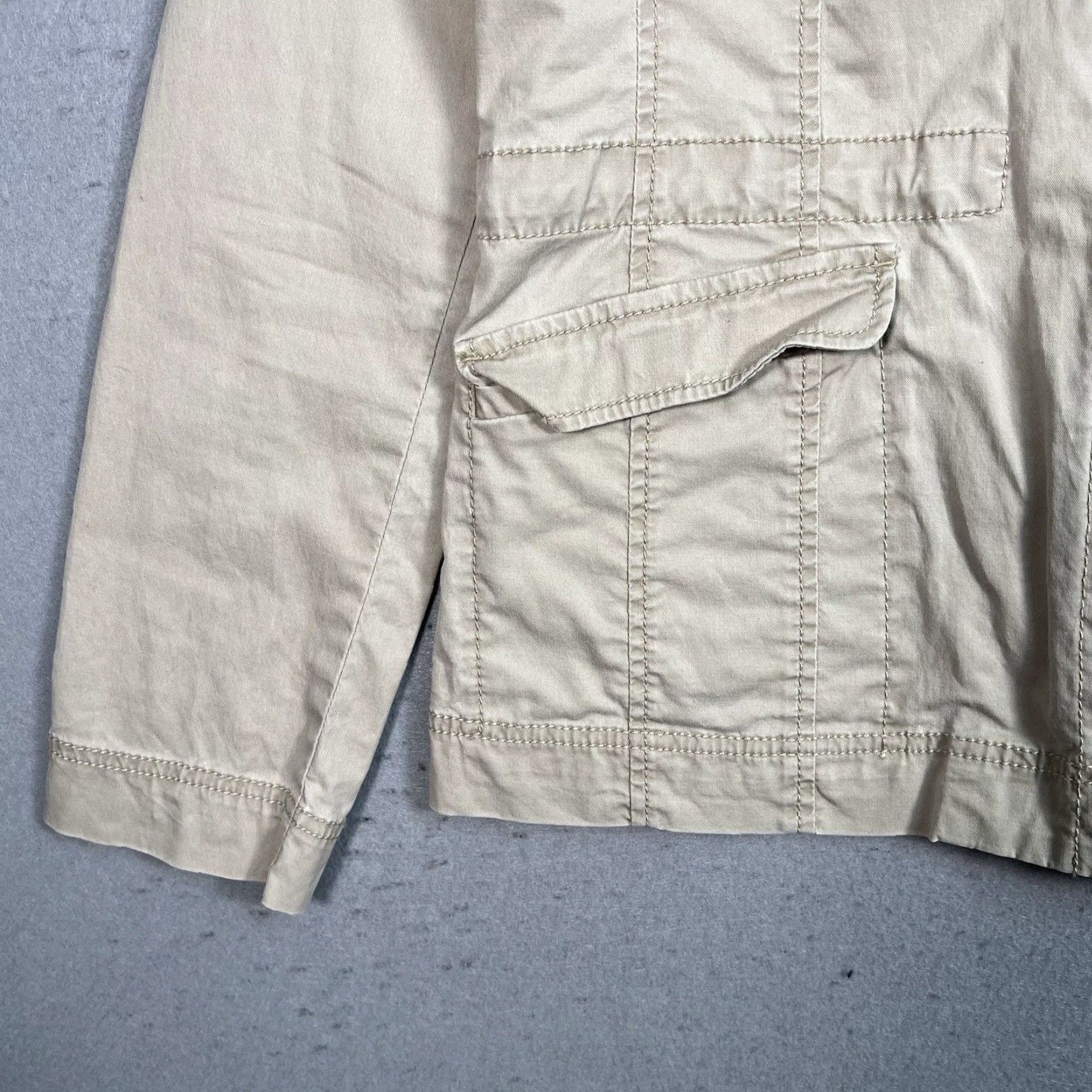 Eileen Fisher Eileen Fisher XS Khaki Ruffle Collar Utility Jacket Lightweight Button Front Womens Jacket XS Beige/Beige Khaki Classic City 90s? Size XS / US 0-2 / IT 36-38 - 5 Thumbnail