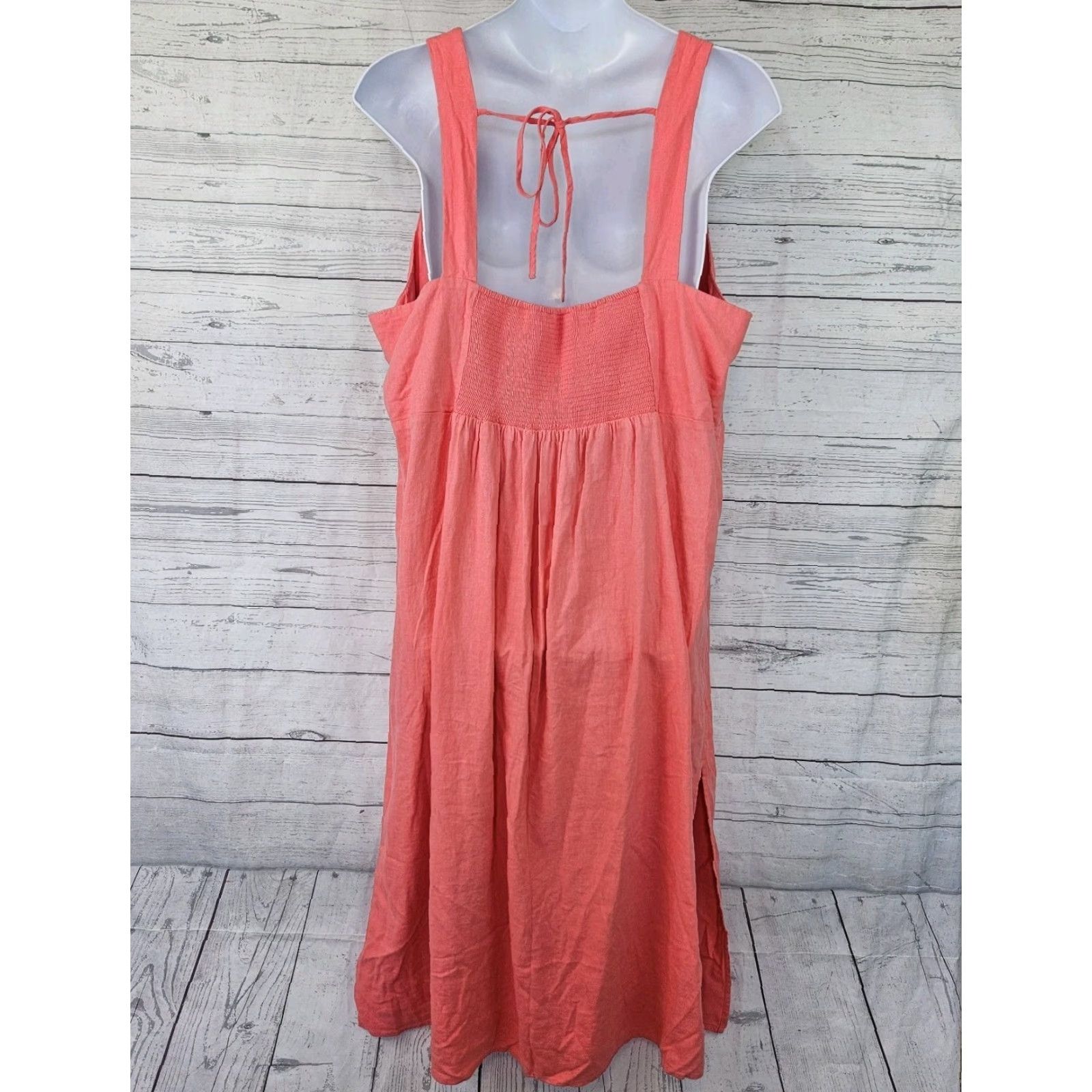 old navy backless dress Athletic Dress By Old Navy In White, Size:M  Clothes Mentor Mayfield  Heights OH