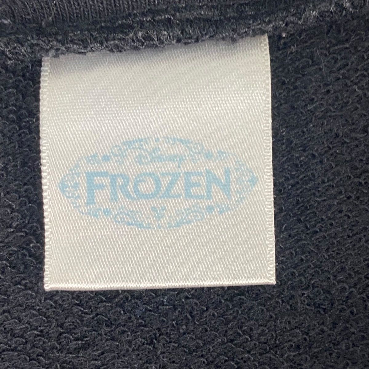 Vintage Vintage Frozen Cartoon Hoodie Sweater Black Pullover Size M Size M / US 6-8 / IT 42-44 - 6 Thumbnail