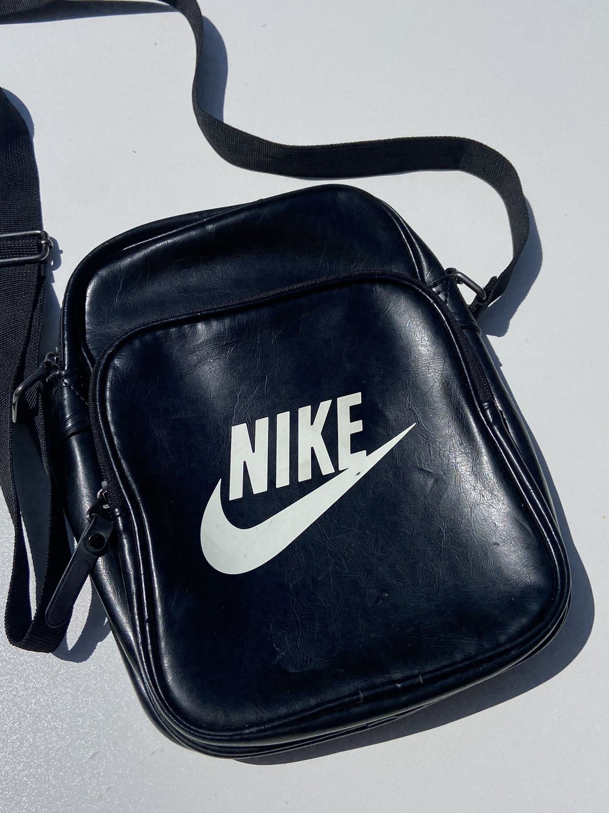 Vintage Nike Vintage Bag Y2K style messenger Size ONE SIZE - 4 Thumbnail