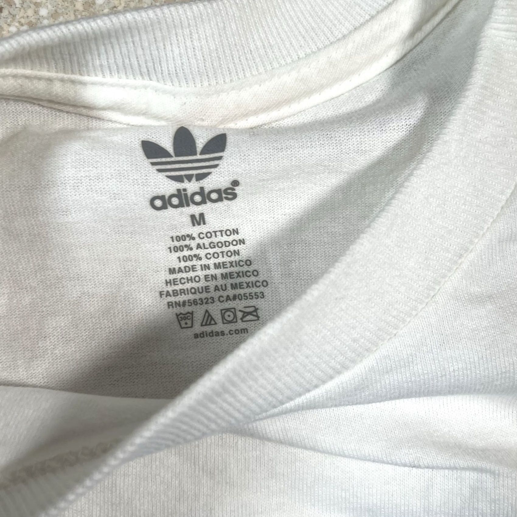 Adidas Adidas T-Shirt Sports Fit Graphic Tee Short Sleeve White M Mens Size US M / EU 48-50 / 2 - 4 Thumbnail