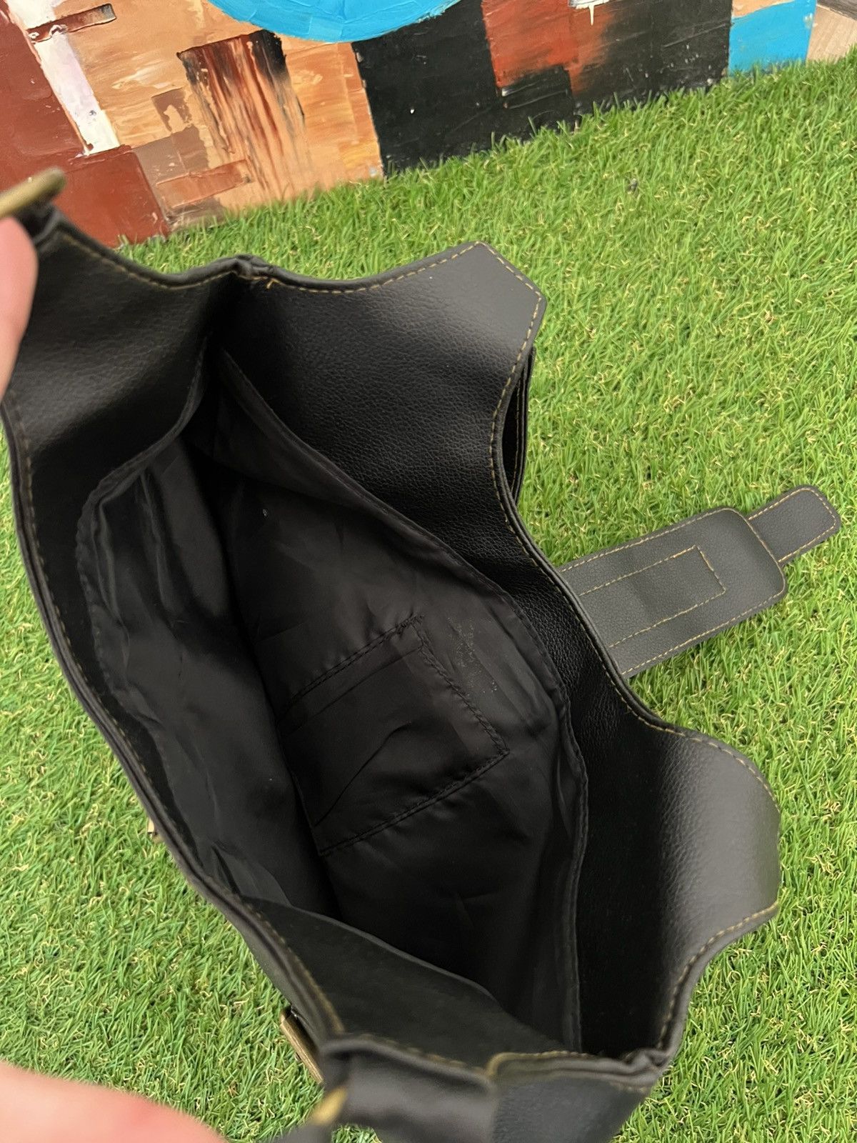 Japanese Brand Vintage Y2K Leather Crossbody Bag With Pockets Streetwear Size ONE SIZE - 8 Thumbnail
