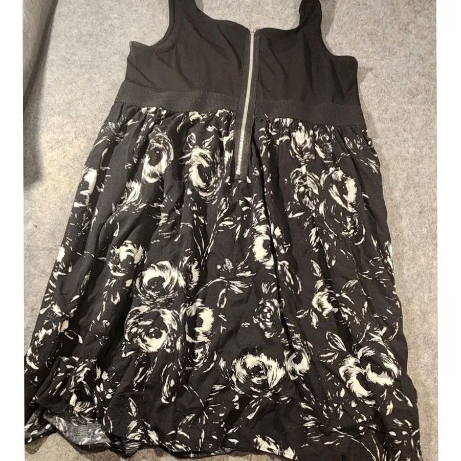 Vintage Lane Bryant Dress Womens 1X Black Floral Sleeveless Fit & Flare Scoop Neck USA Size XL / US 12-14 / IT 48-50 - 3 Thumbnail