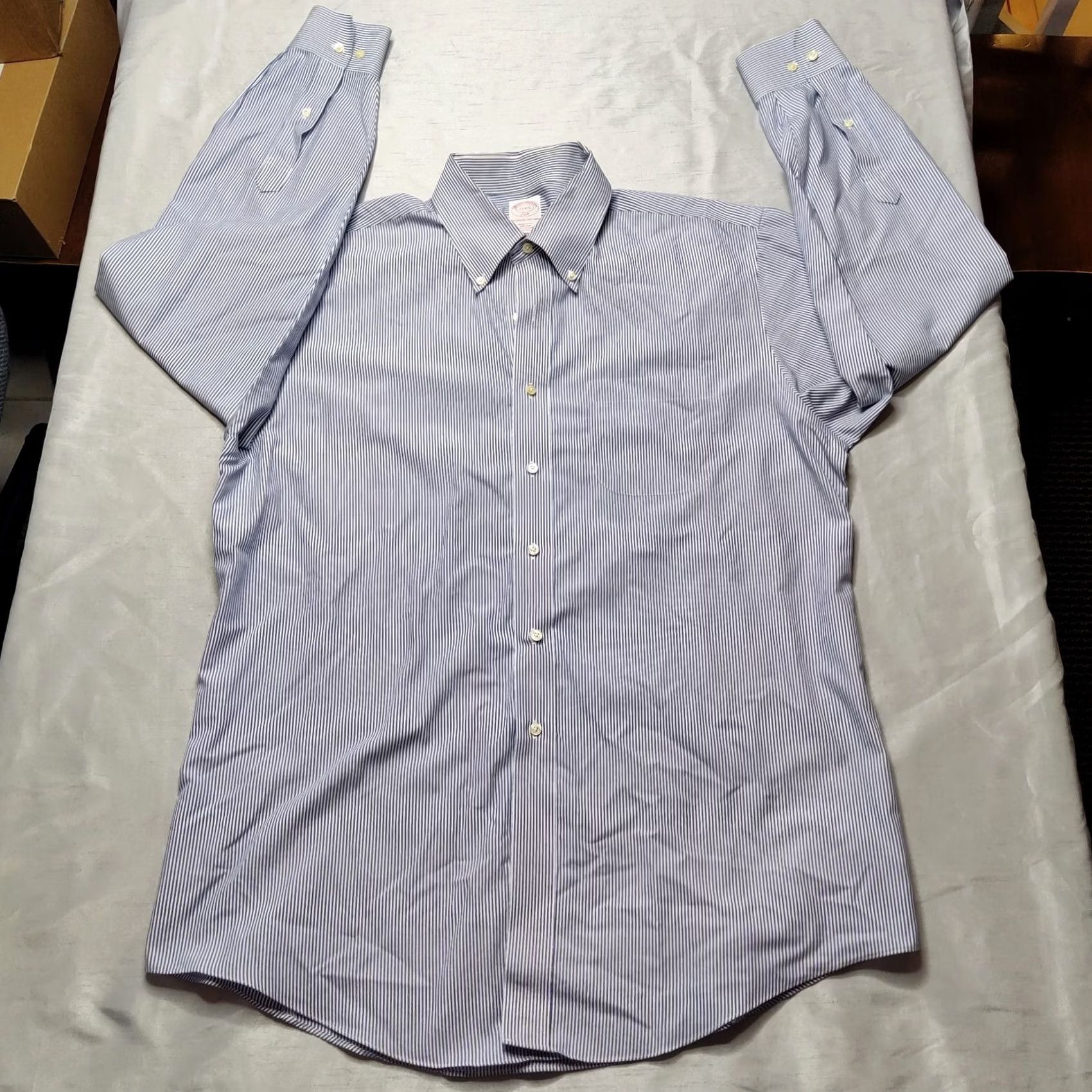 Brooks Brothers BROOKS BROTHERS 346 Non-Iron All-Cotton Blue Pinstripe Button Shirt Men 17-4/5 Regular Xl? No, keep accurate: 17-4/5 Size US XL / EU 56 / 4 - 7 Thumbnail