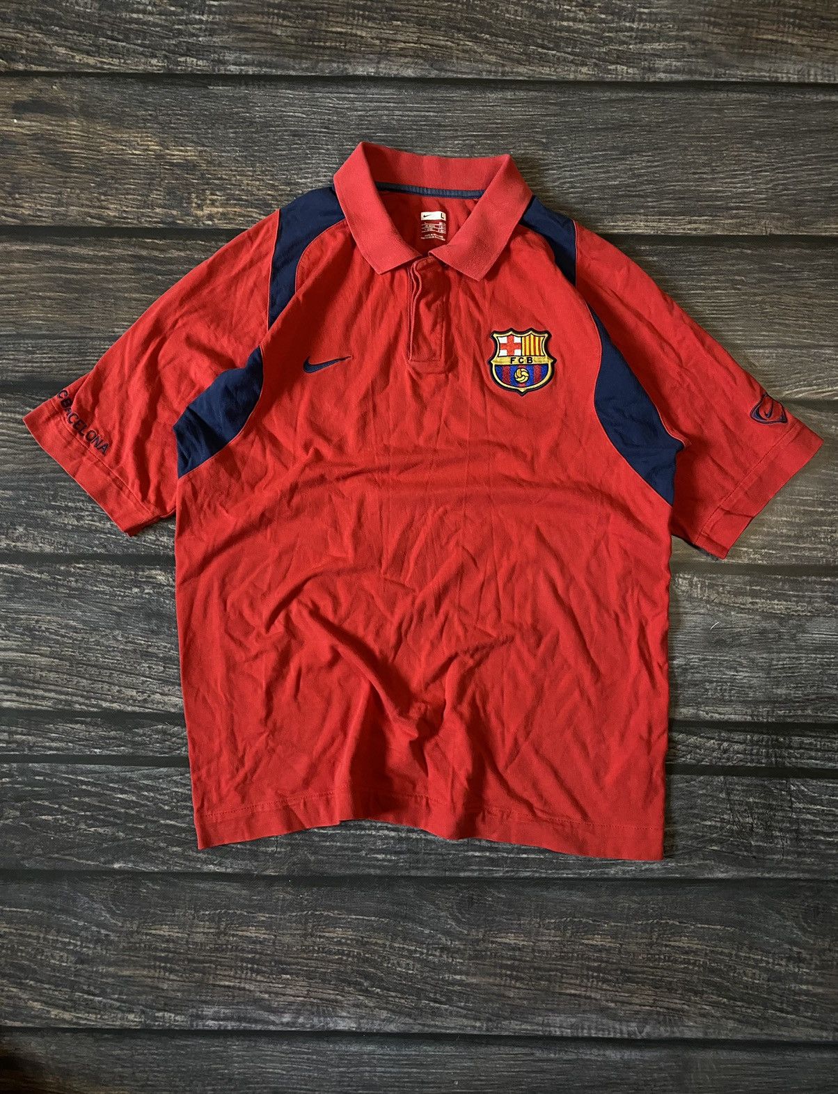 Nike Nike Barselona vintage shirt embroidered logo Size US L / EU 52-54 / 3 - 1 Thumbnail