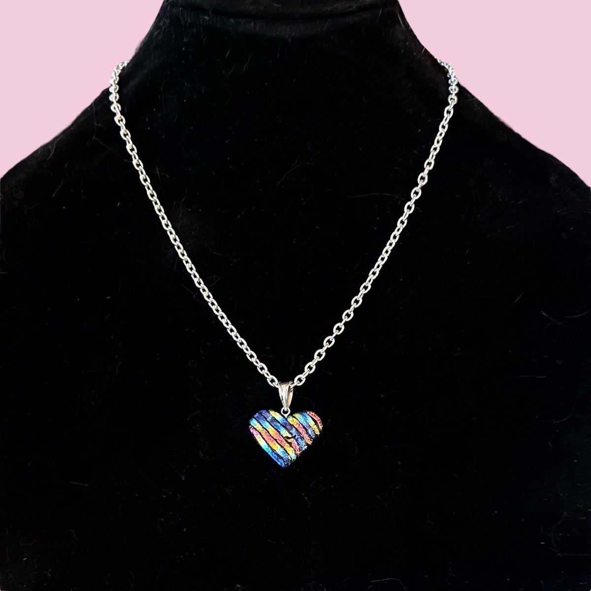 Vintage Vintage rainbow dichroic glass heart pendant necklace Size ONE SIZE - 1 Thumbnail