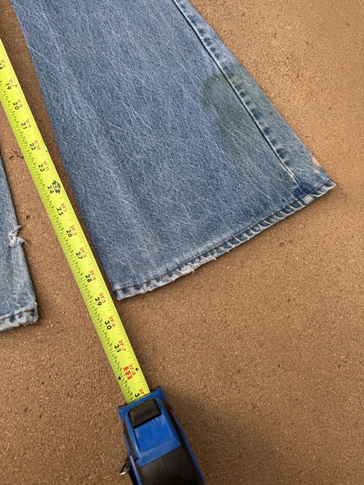 Levi's Vtg 80’s Levi’s 684 Orange Tab Bellbottom Flare Jeans 29x29 Size US 29 - 11 Thumbnail