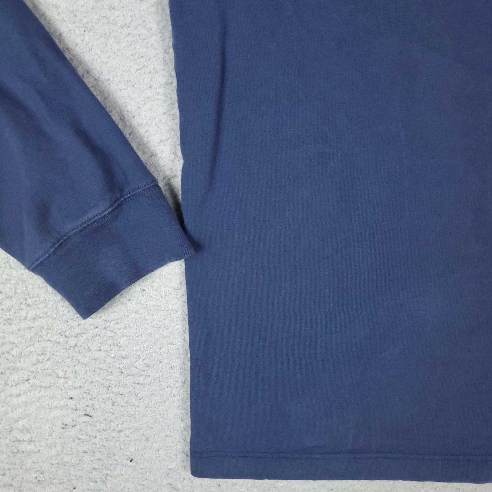Vineyard Vines VINTAGE Vineyard Vines Merry Christmas 2017 Blue Long Sleeve T-Shirt Adult Small Crew Neck Size US S / EU 44-46 / 1 - 5 Thumbnail