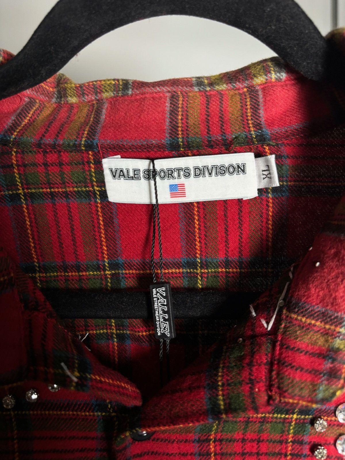 Vale Vale Forever Haze Flannel 'Red' Size US XL / EU 56 / 4 - 2 Thumbnail