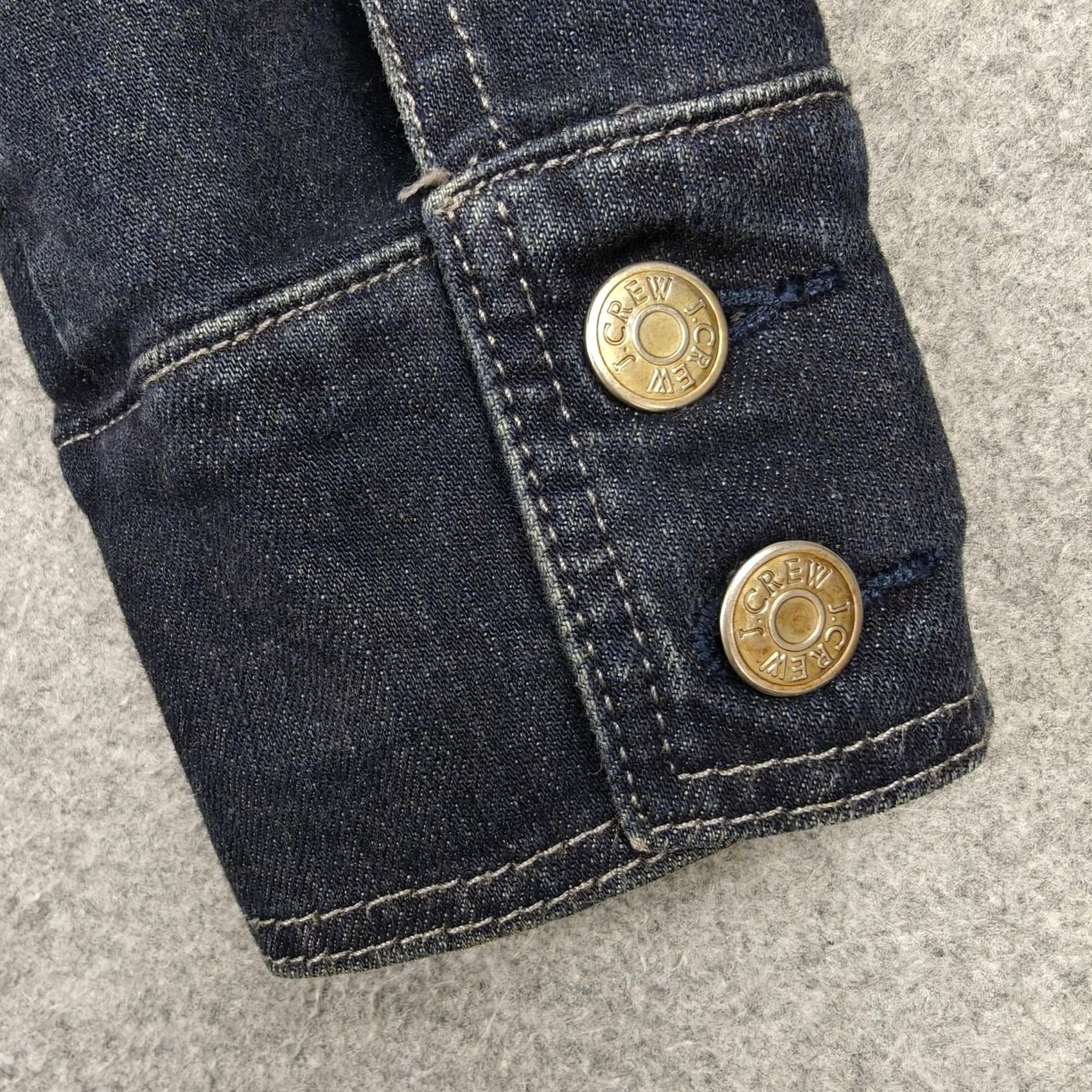 J.Crew VINTAGE J.CREW Jacket Womens Small Blue Denim Button Front Collared Trucker Pockets Size S / US 4 / IT 40 - 6 Thumbnail