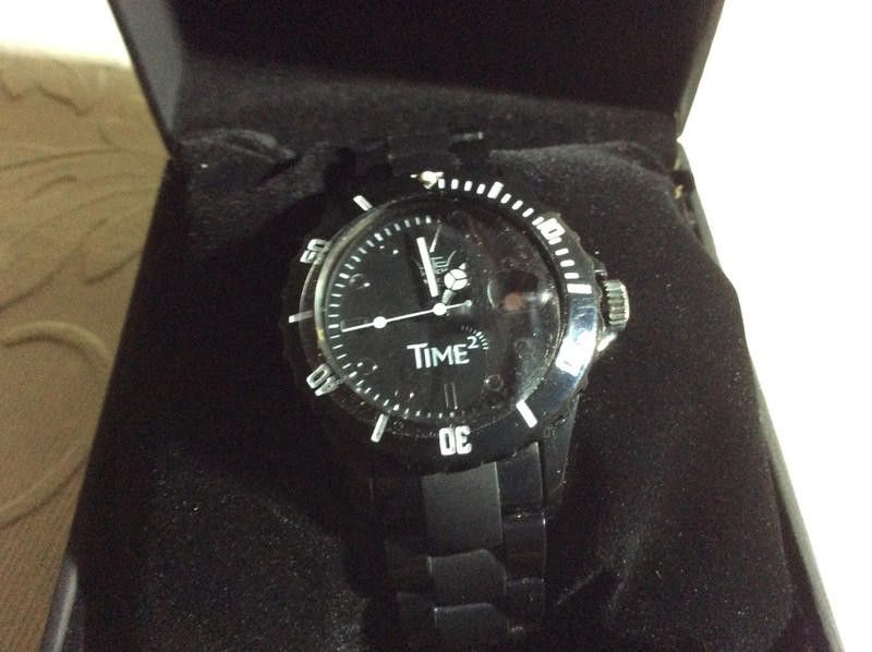 Designer LTd black dial plastic strap watch Size ONE SIZE - 10 Thumbnail