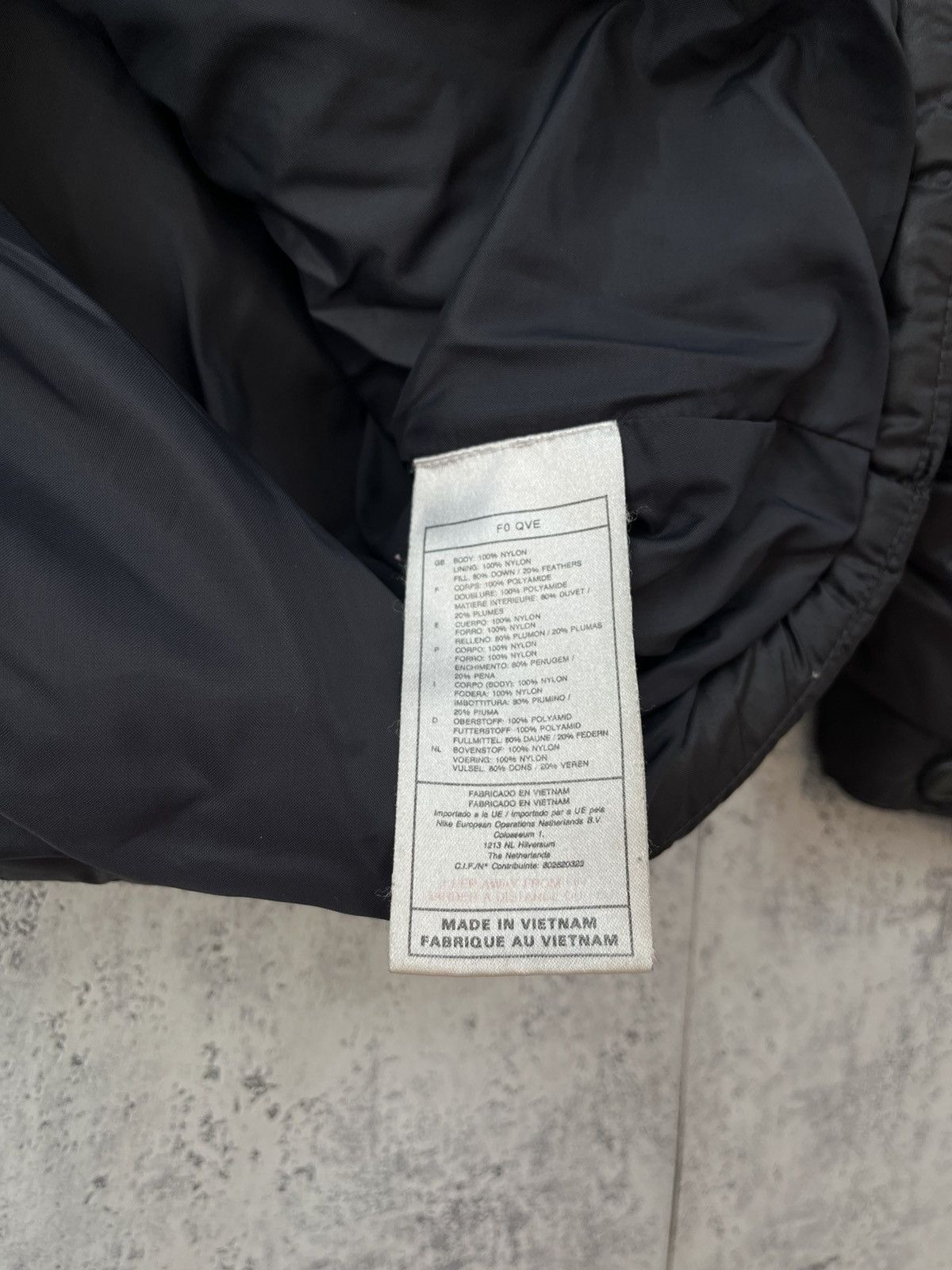 90's NIKE VINTAGE RETRO DOWN PUFFER JACKET SWOOSH SPELLOUT