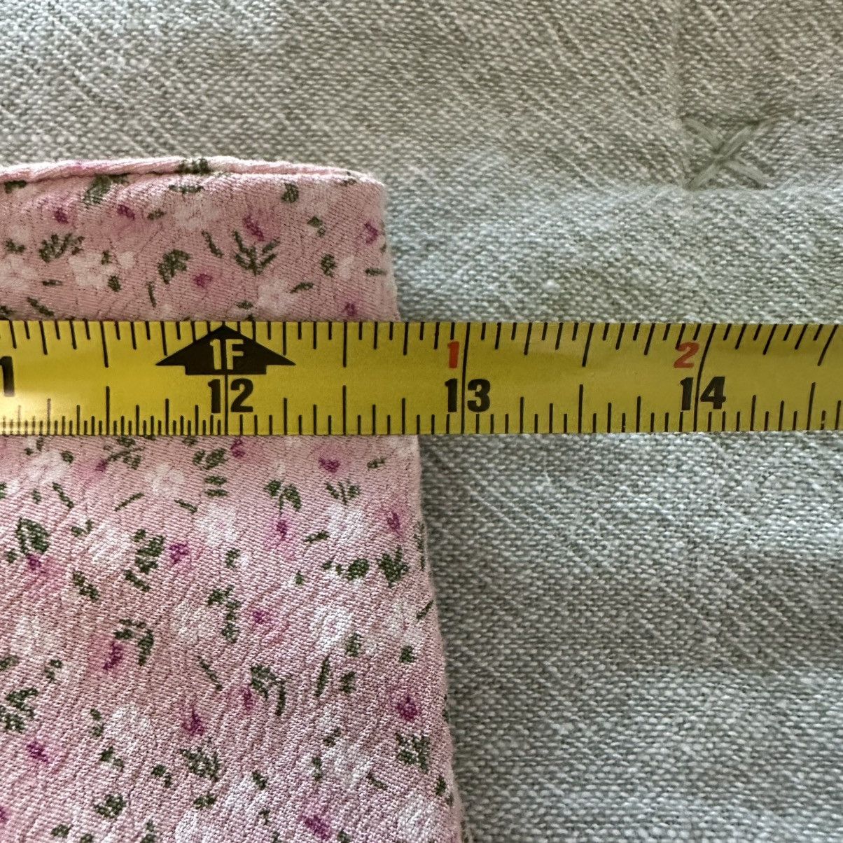 Brandy Melville Brandy Melville Pink Floral Midi Skirt Size 26" / US 2 / IT 38 - 4 Thumbnail