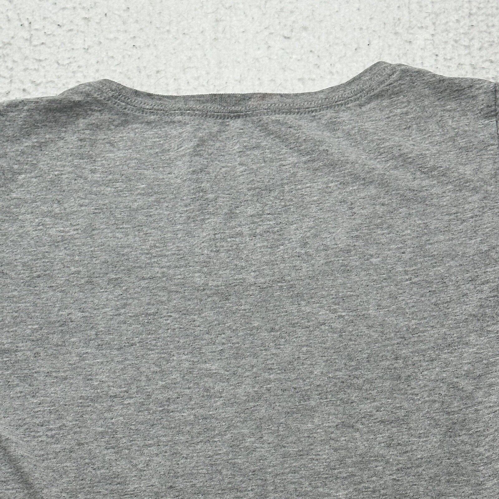 Disney Disney Small Mickey Minnie Mouse Gray Graphic T Shirt Size S / US 4 / IT 40 - 13 Thumbnail