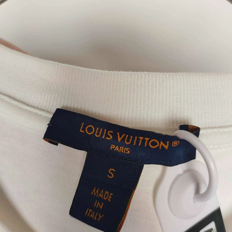 Louis Vuitton Louis Vuitton Blue logo chain short sleeve Size S / US 4 / IT 40 - 5 Thumbnail