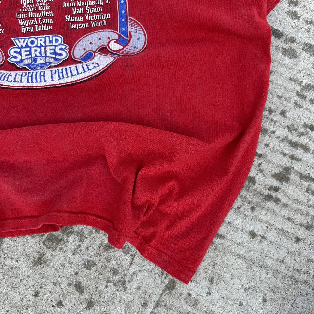 Raised by Champions Vintage Philadelphia Phillies T-shirts Champions 2009 Size US XL / EU 56 / 4 - 11 Thumbnail