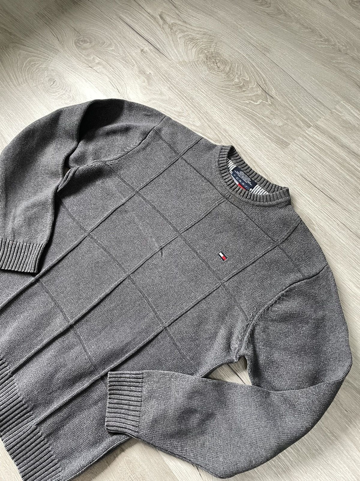 Tommy Hilfiger Vintage Tommy Hilfiger sweeter size:L Size US L / EU 52-54 / 3 - 5 Thumbnail