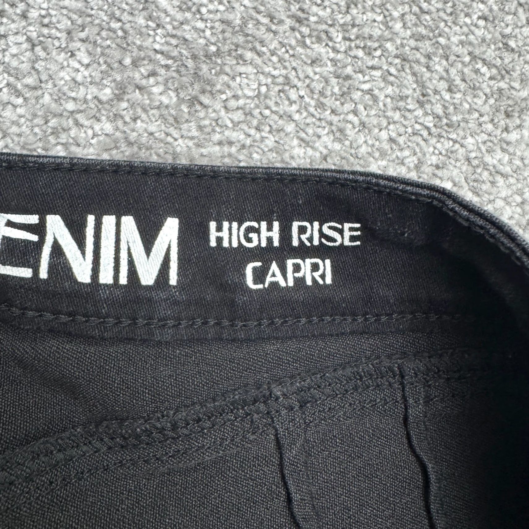 Supra SUPRA Denim High Rise Capri Jeans Womens 14 Black 32x20 Stretch Casual 5-Pocket Size 36" / US 14 / IT 50 - 7 Thumbnail