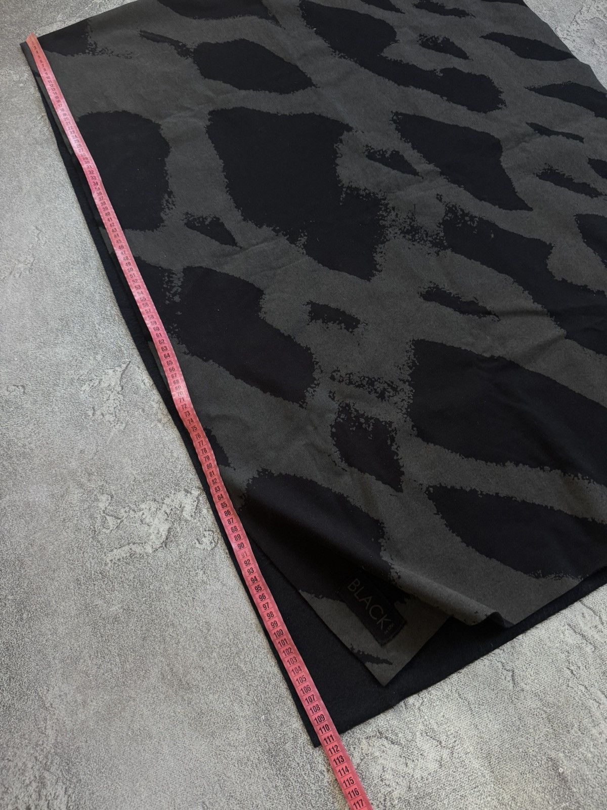 Other Black by kenm avantgarde oversized scarf 🧣 long scarves Size ONE SIZE - 8 Thumbnail