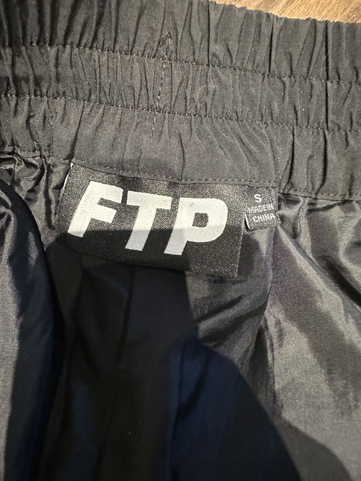 Fuck The Population FTP Mesh Pocket Puffer Pants Size US 28 / EU 44 - 3 Thumbnail