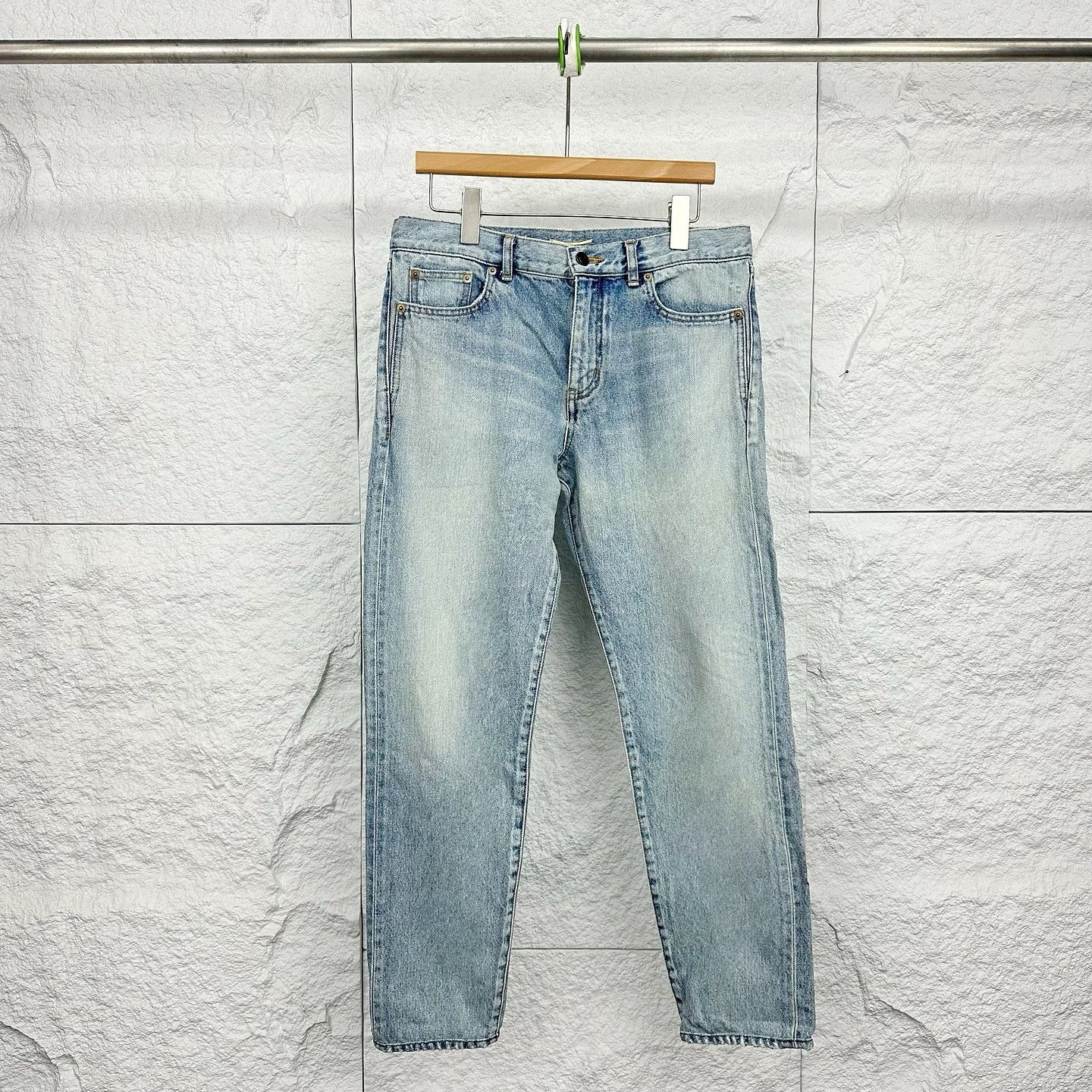 Saint Laurent Paris Saint Laurent Light Wash Denim Jeans Size 30 Size US 30 / EU 46 - 1 Thumbnail