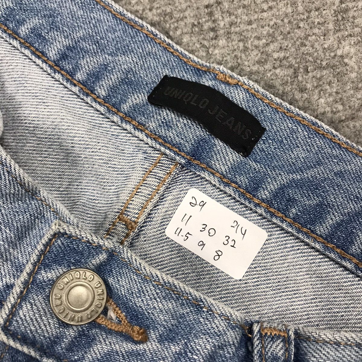 Japanese Brand JAPAN DESIGN UNIQLO DISTRESSED DENIM PANTS Size US 29 - 11 Thumbnail