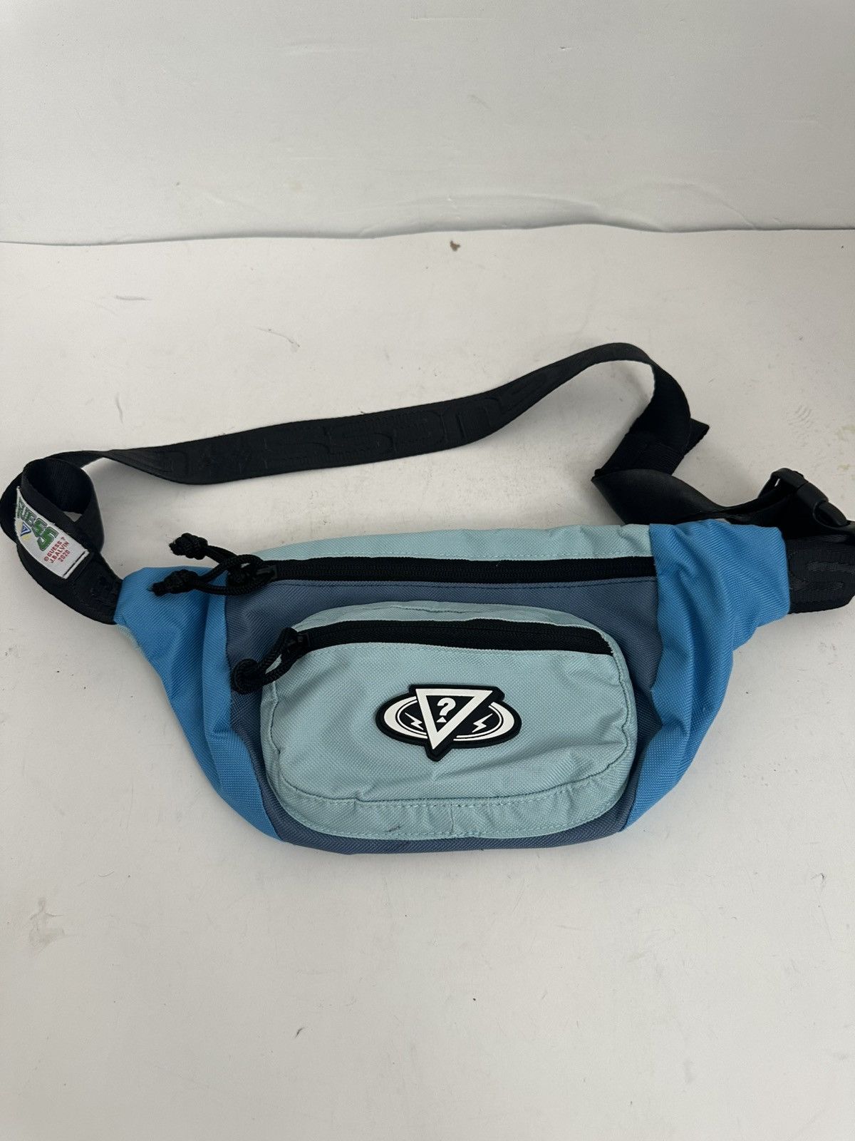 Guess Fanny pack Size ONE SIZE - 1 Thumbnail