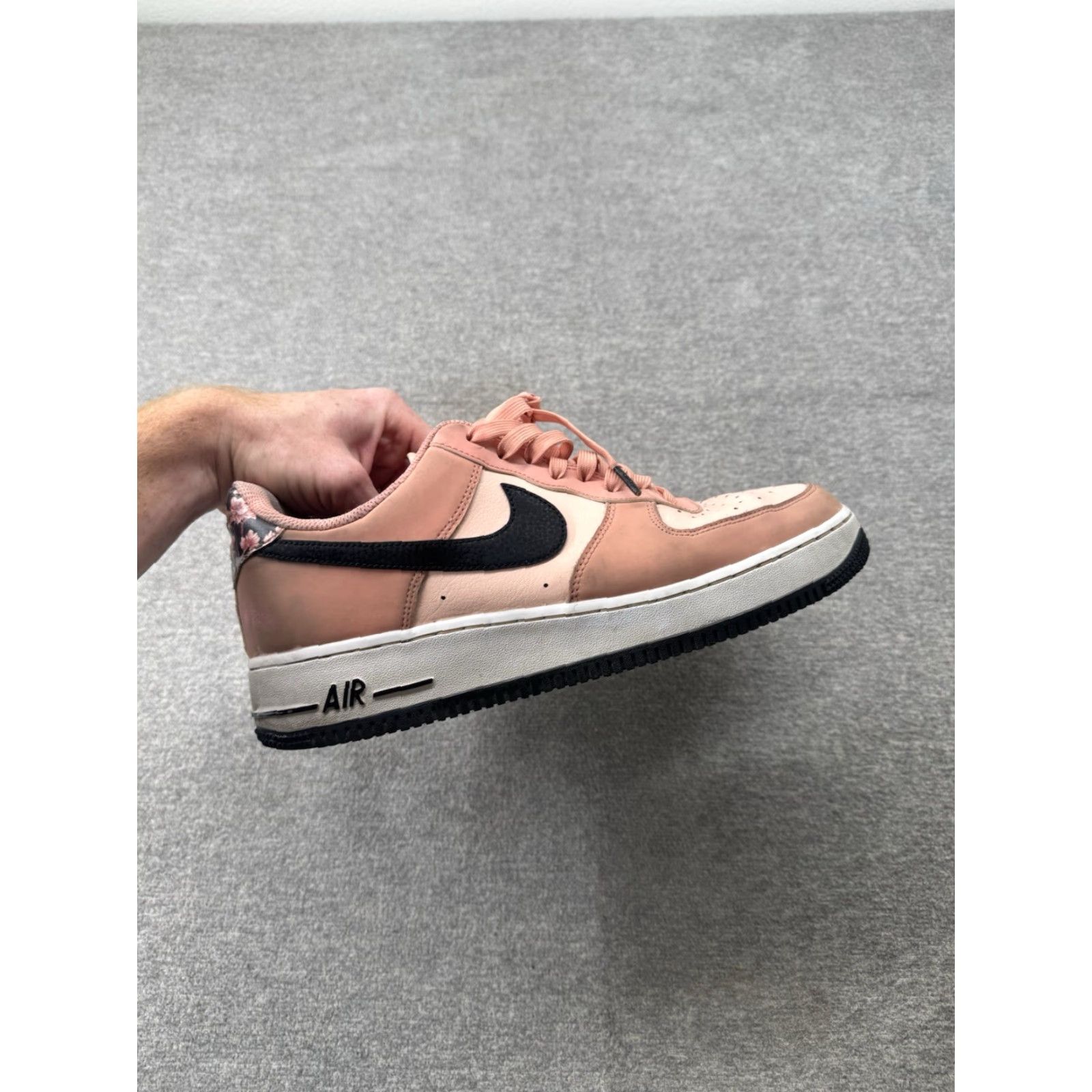 Nike Nike Air Force 1 Low ’07 LE Japanese Cherry Blossoms Men’s Size 9.5 CU6649-100 Sneakers Size US 10 / EU 43 - 2 Thumbnail