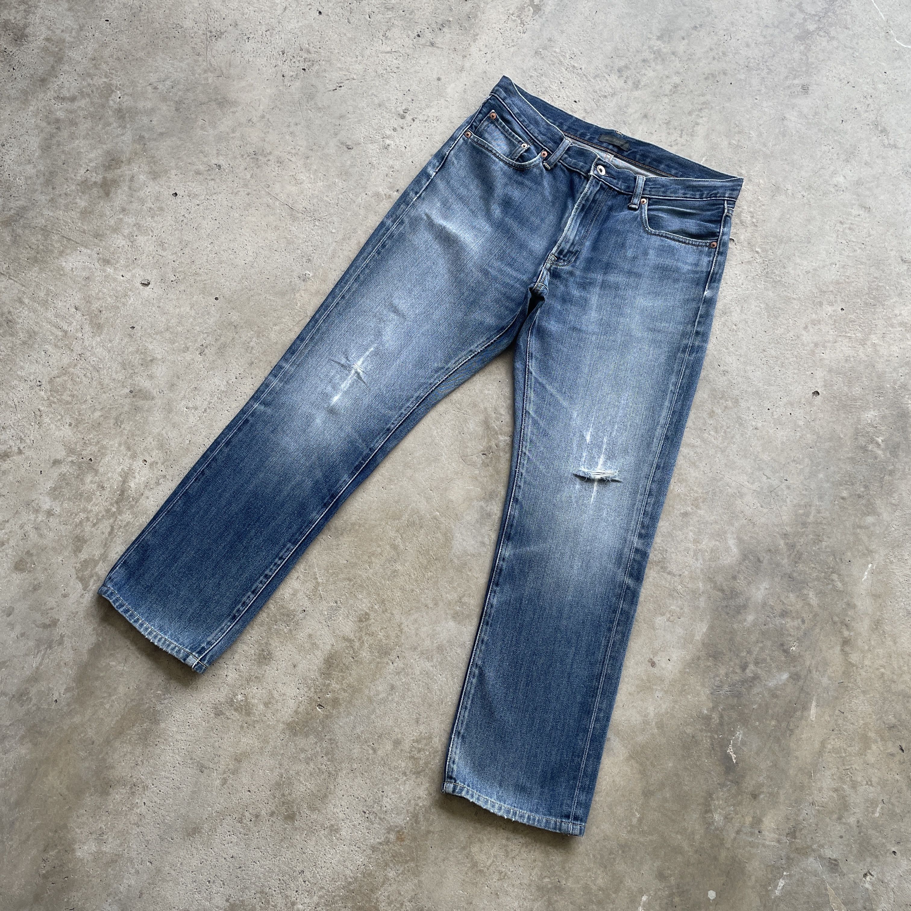 Japanese Brand VINTAGE JAPANESE JEANS DISTRESSED FADED PANTS DENIM W33 Size US 33 - 1 Thumbnail
