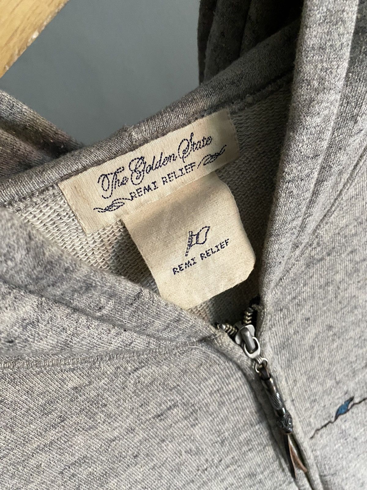 If Six Was Nine × Japanese Brand × Le Grande Bleu (L.G.B.) 2000s remi relief embroidery hoodie Size US L / EU 52-54 / 3 - 11 Thumbnail