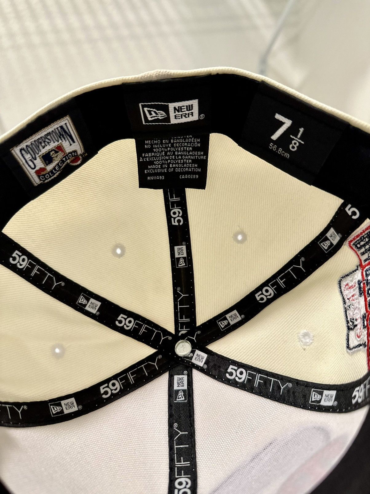 Hat Club × MLB × New Era New Era Philadelphia Phillies Pro Image Chrome Dome SZ 7 1/8 Size ONE SIZE - 6 Thumbnail