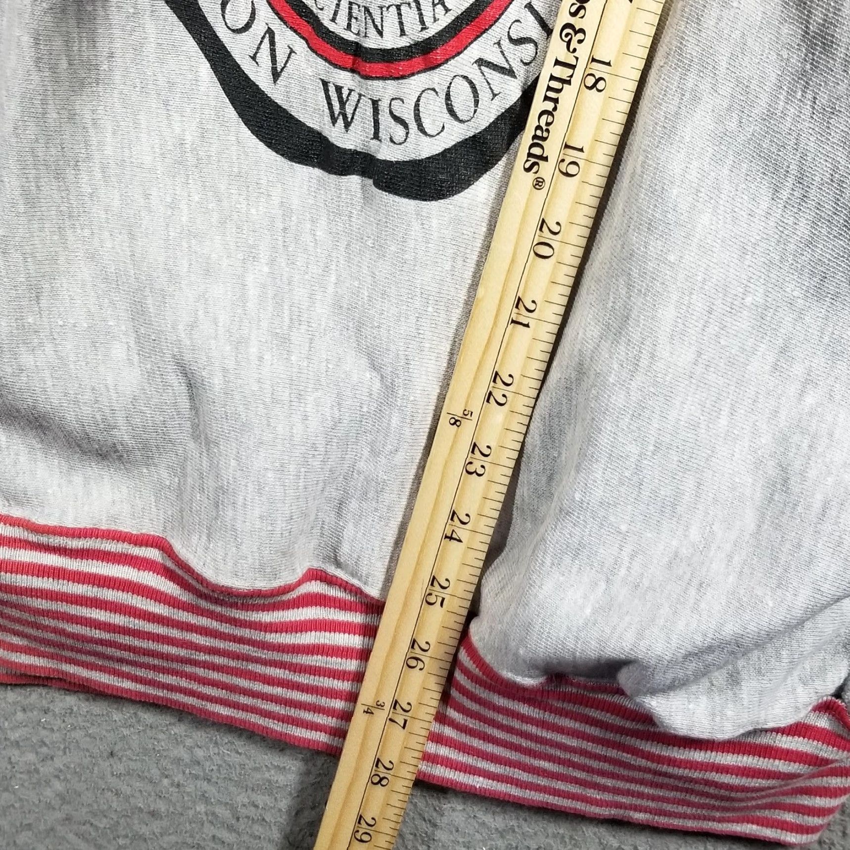 Vintage VINTAGE MVP Ripon College Sweatshirt Mens XL Ringer Crewneck Fleece MVP Made USA 80s Size US XL / EU 56 / 4 - 6 Thumbnail