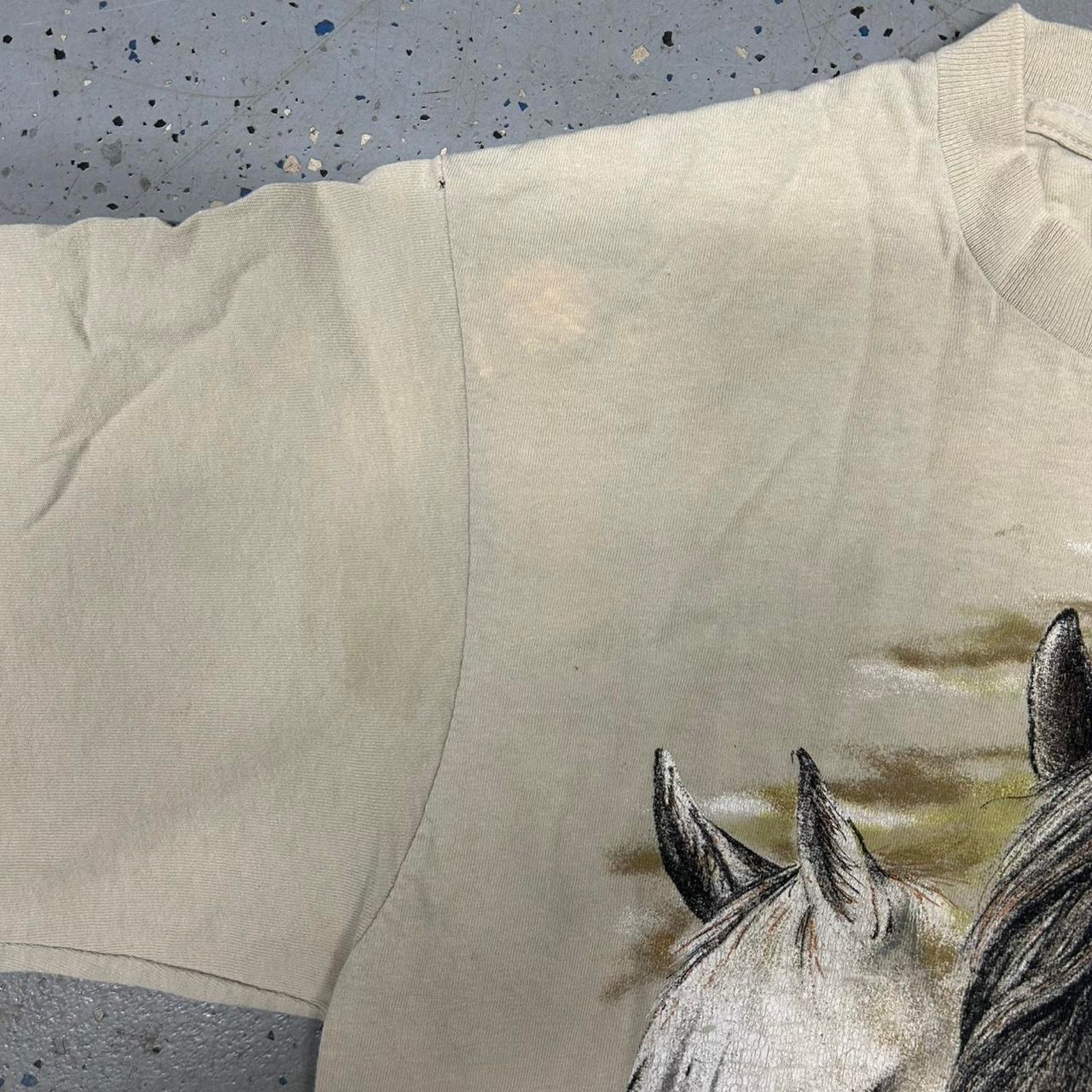 Other Cream vintage horse wrap around tee Size US L / EU 52-54 / 3 - 2 Thumbnail