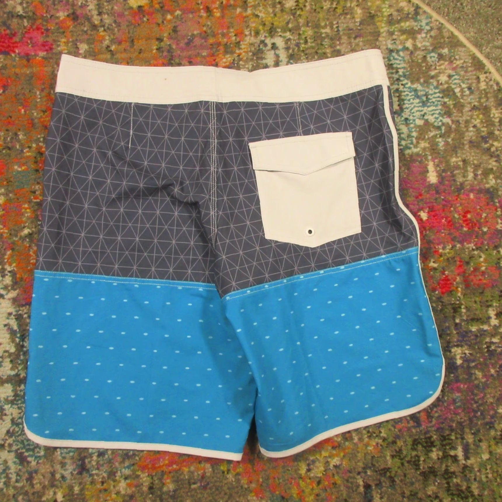 Mossimo Mossimo Board Shorts Mens 36 Multicolor Striped Lightweight Quick Dry Back Pocket Drawstring Size US 36 / EU 52 - 2 Thumbnail