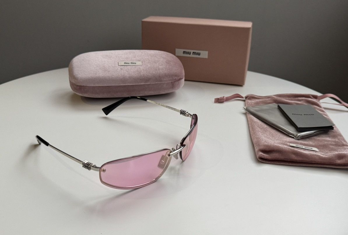 Miu Miu × Vintage NEW Miu Miu sunglasses Miu Miu MU A50S 1BC-70J Size ONE SIZE - 4 Thumbnail