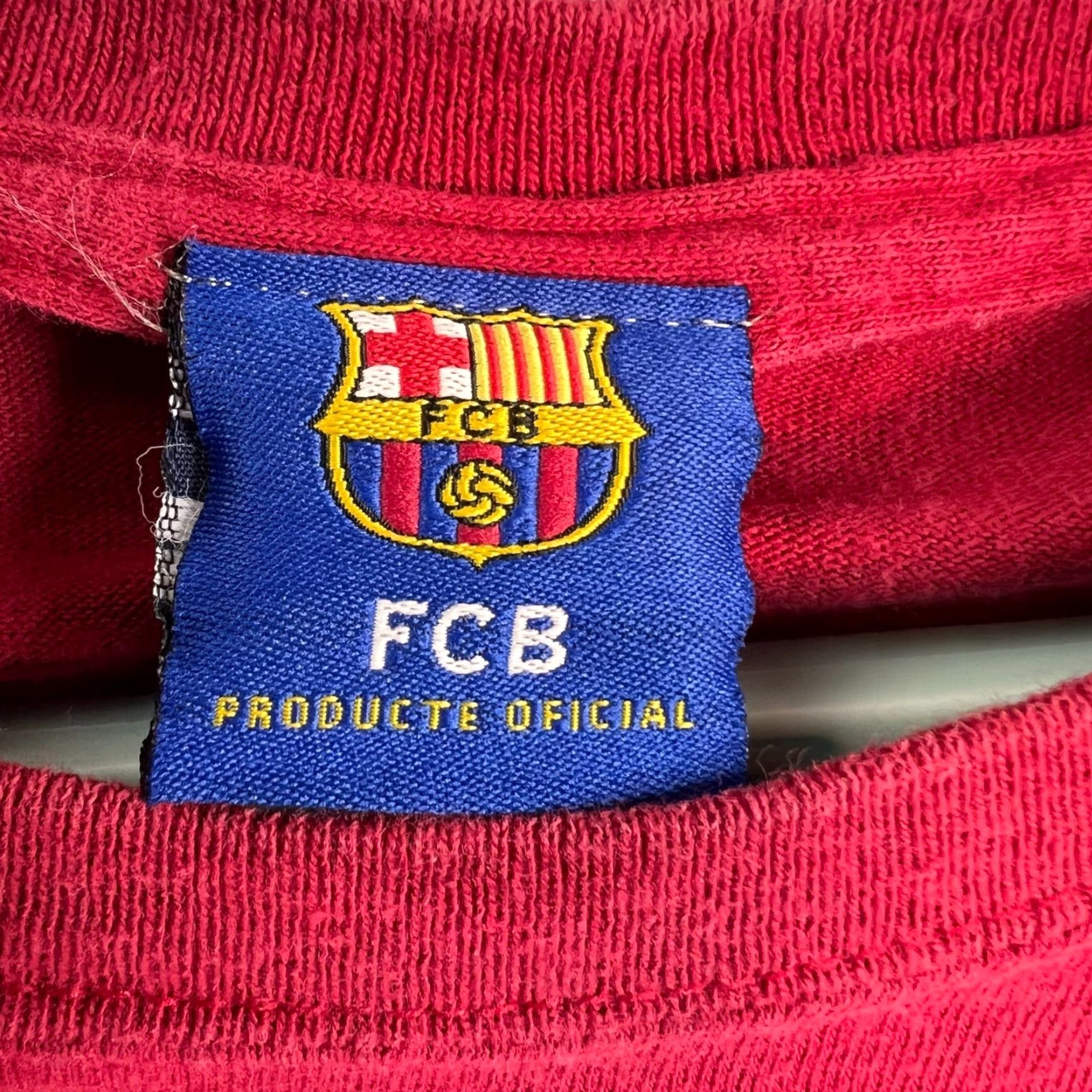 Vintage FCB Barca Soccer Shirt Adult Large Red Logo Tee Mens Regular Fit Shirt Size US L / EU 52-54 / 3 - 5 Thumbnail