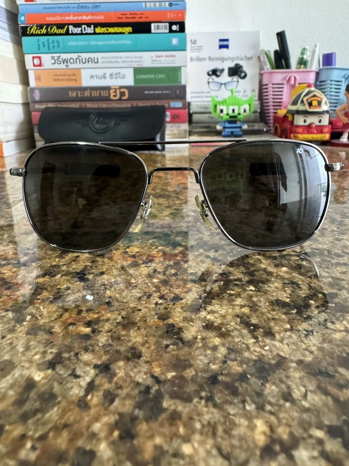 Other American Optical AO Original Pilot 52 20 140 case Sunglasses Size ONE SIZE - 3 Thumbnail